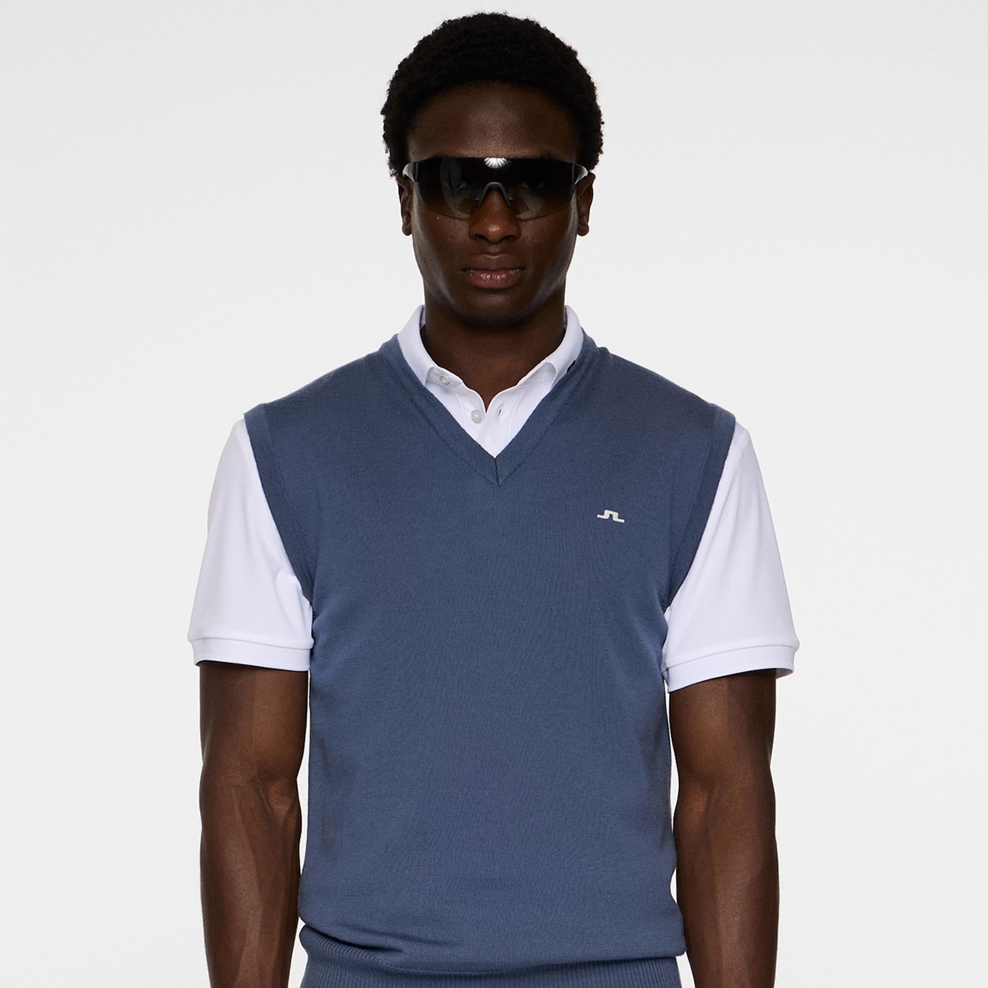 J Lindeberg Liam Knitted Mens Golf Vest Vintage Indigo